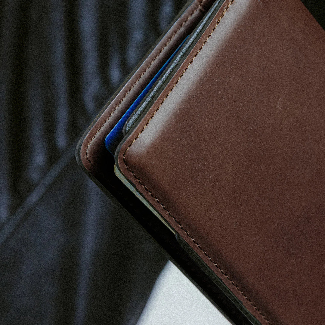NOMAD Passport Wallet By Horween® Leather Standard / Pen Edition
