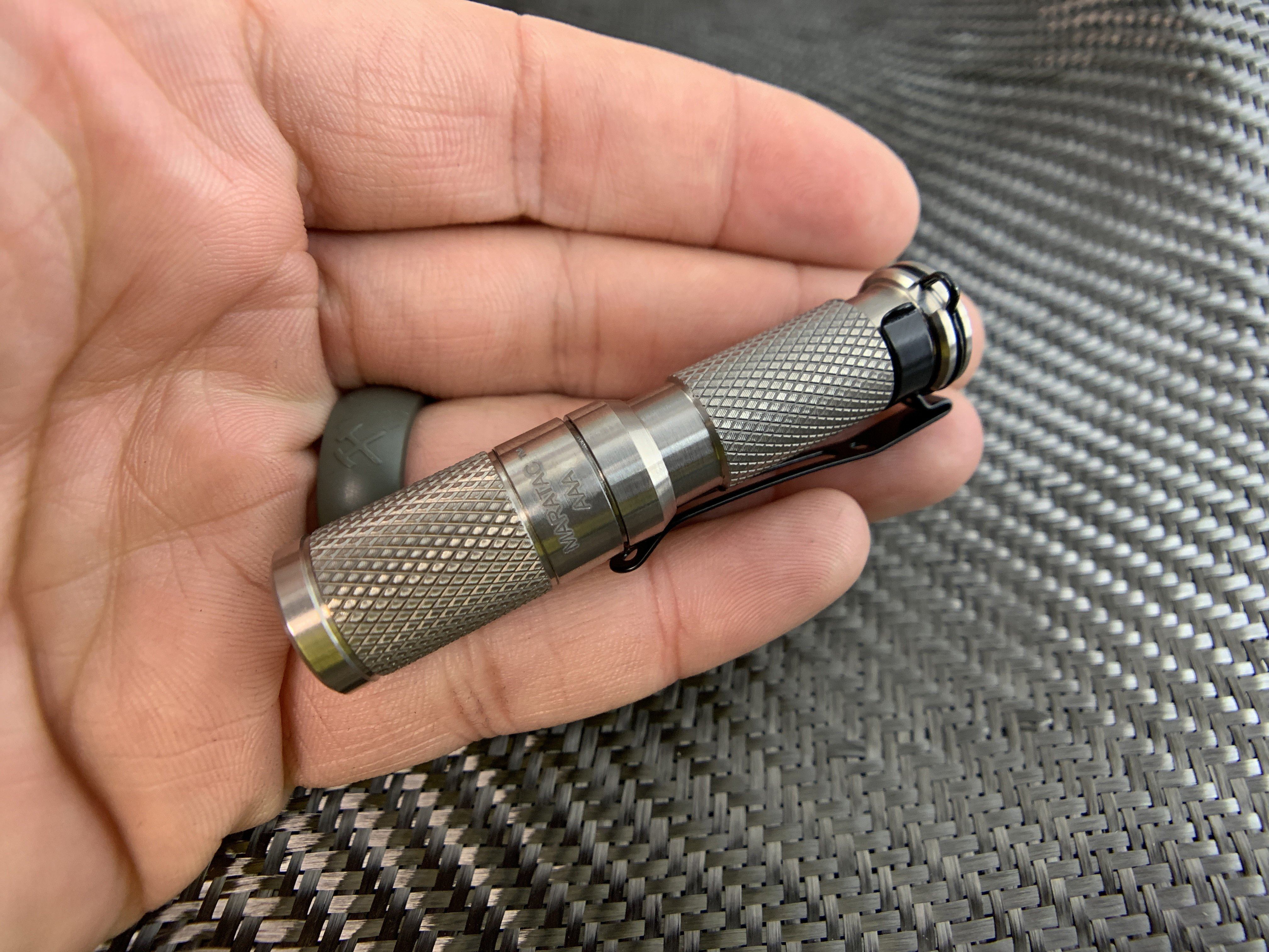 Maratac AAA Titanium Flashlight 限定モデル Maratac Polished Titanium AAA LED Flashlight REV 4 (145 Lumens
