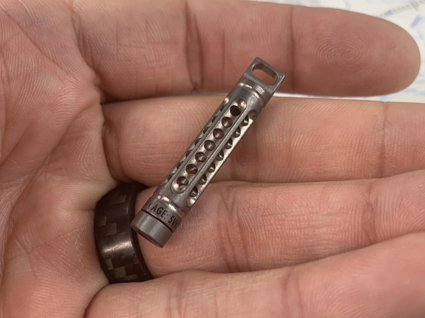 鈦金屬氚瓶匙扣｜包含UGM發光條（Gen 2）
