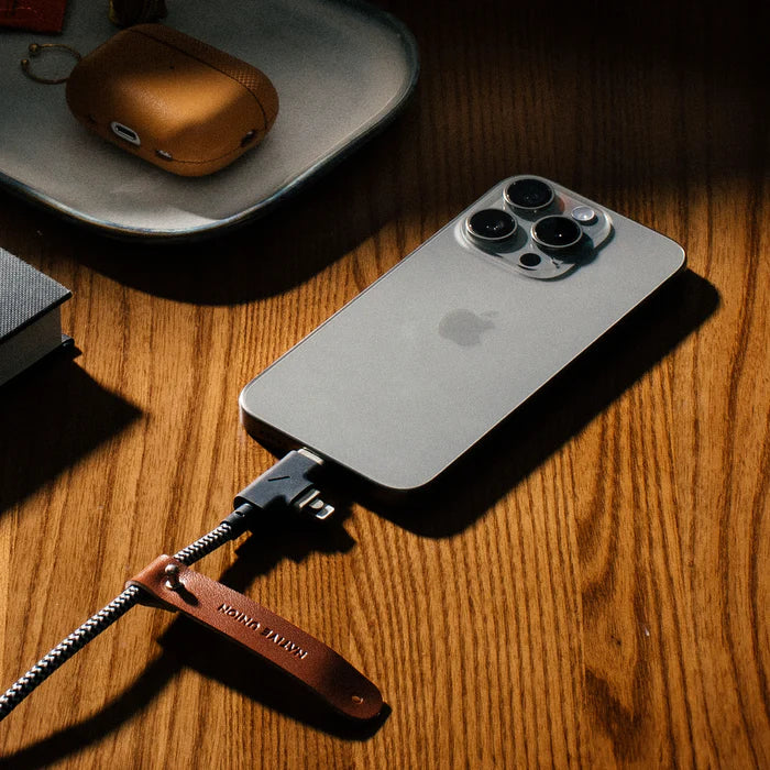 Belt Cable Duo Pro 240W (USB-C to USB-C & Lightning) Native Union