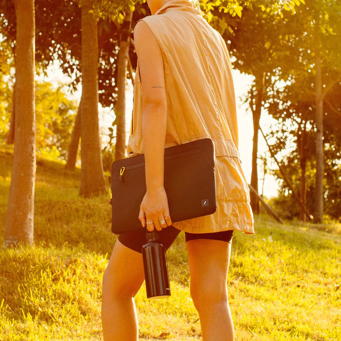 Ultralight Sleeve for MacBook 16" Native Union