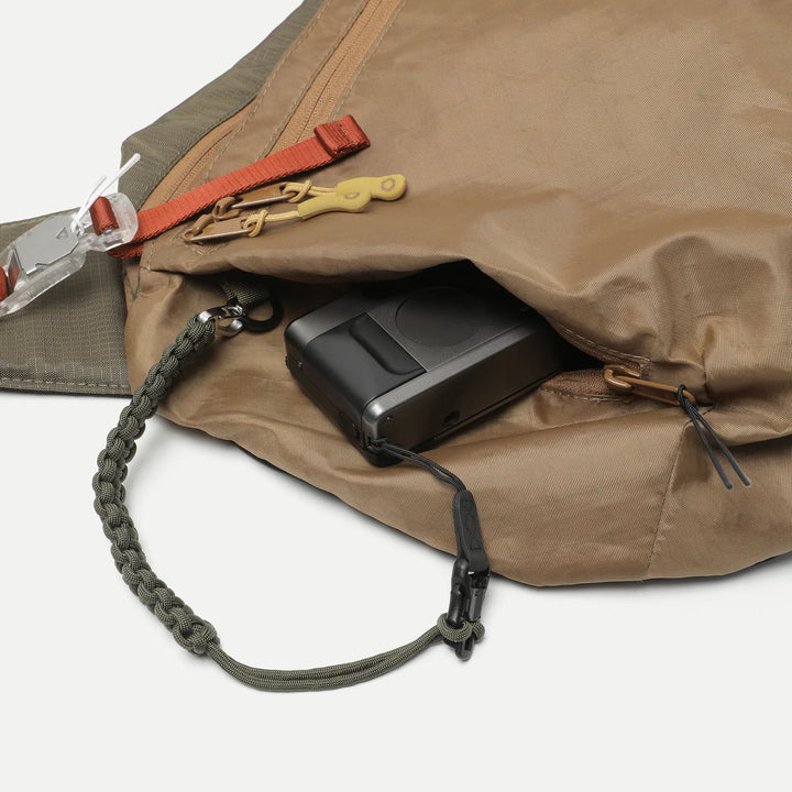 Unit Shoulder Bag - RND Edition - Dyneema - Black