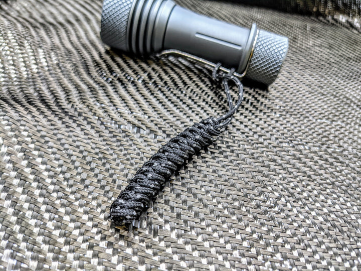 Micro Reflective Boa Spiral Knot Lanyard (5 in a Pack) Countycomm