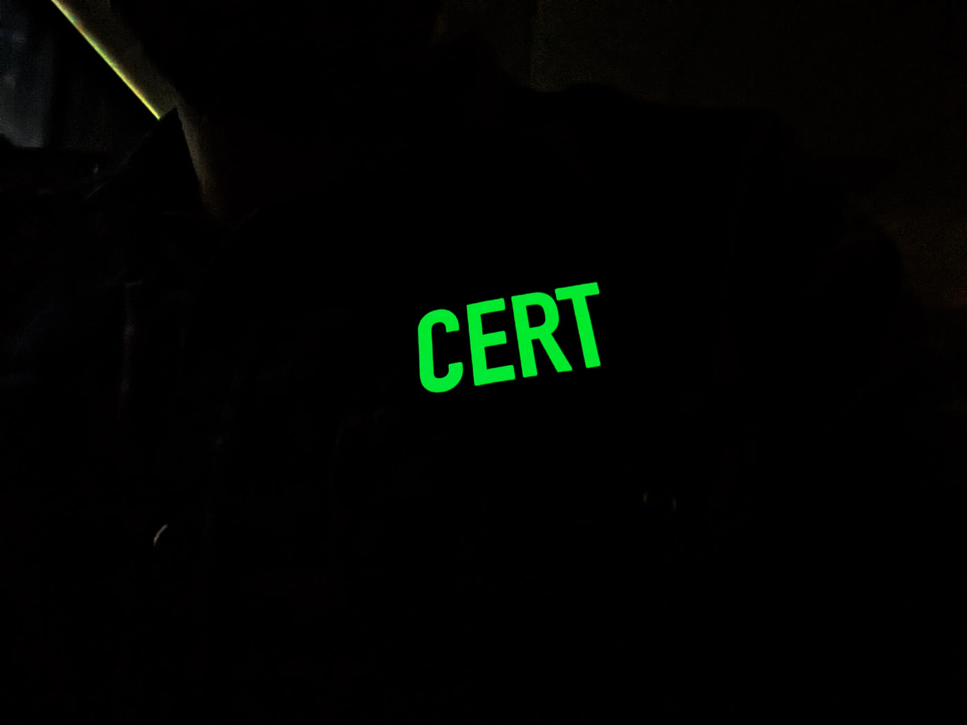 「 CERT 」2x3" PVC發光貼片