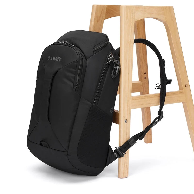 Pacsafe® EXP 28L Anti-Theft Backpack Pacsafe