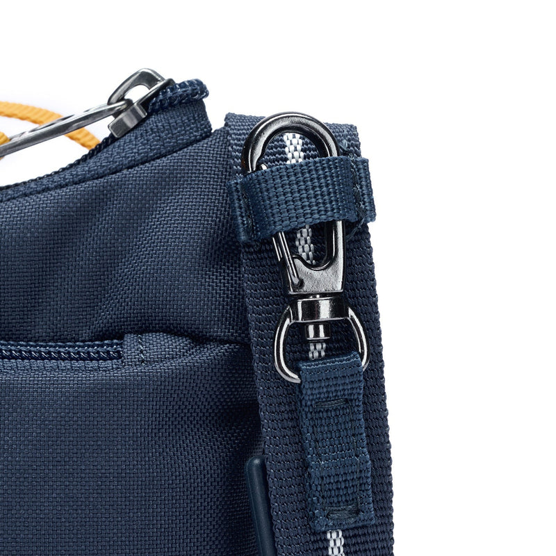 Pacsafe® GO Anti-Theft Tech Crossbody Pacsafe