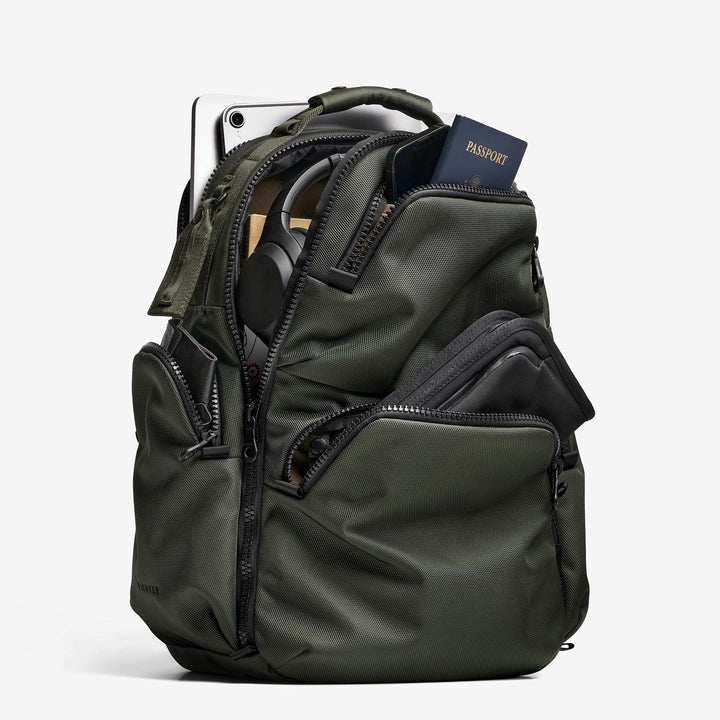 Panda Pack Pioneer Carry