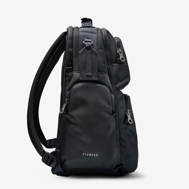 Panda Pack Pioneer Carry