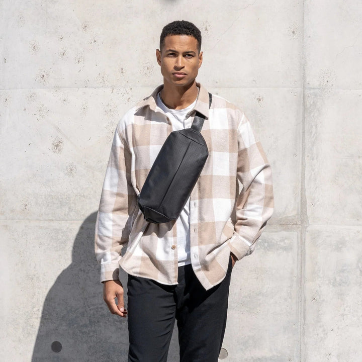 XB:01 CROSSBODY 3L RE:FORM