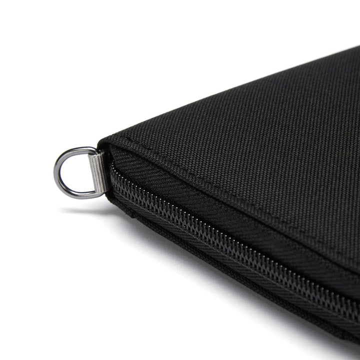 Pacsafe® RFIDsafe™ RFID blocking compact travel organizer FEVERGUY