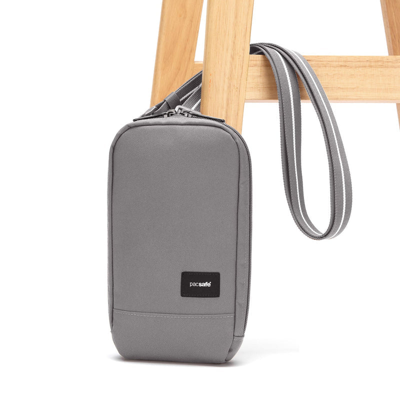 Pacsafe® RFIDsafe™ RFID blocking tech crossbody Pacsafe