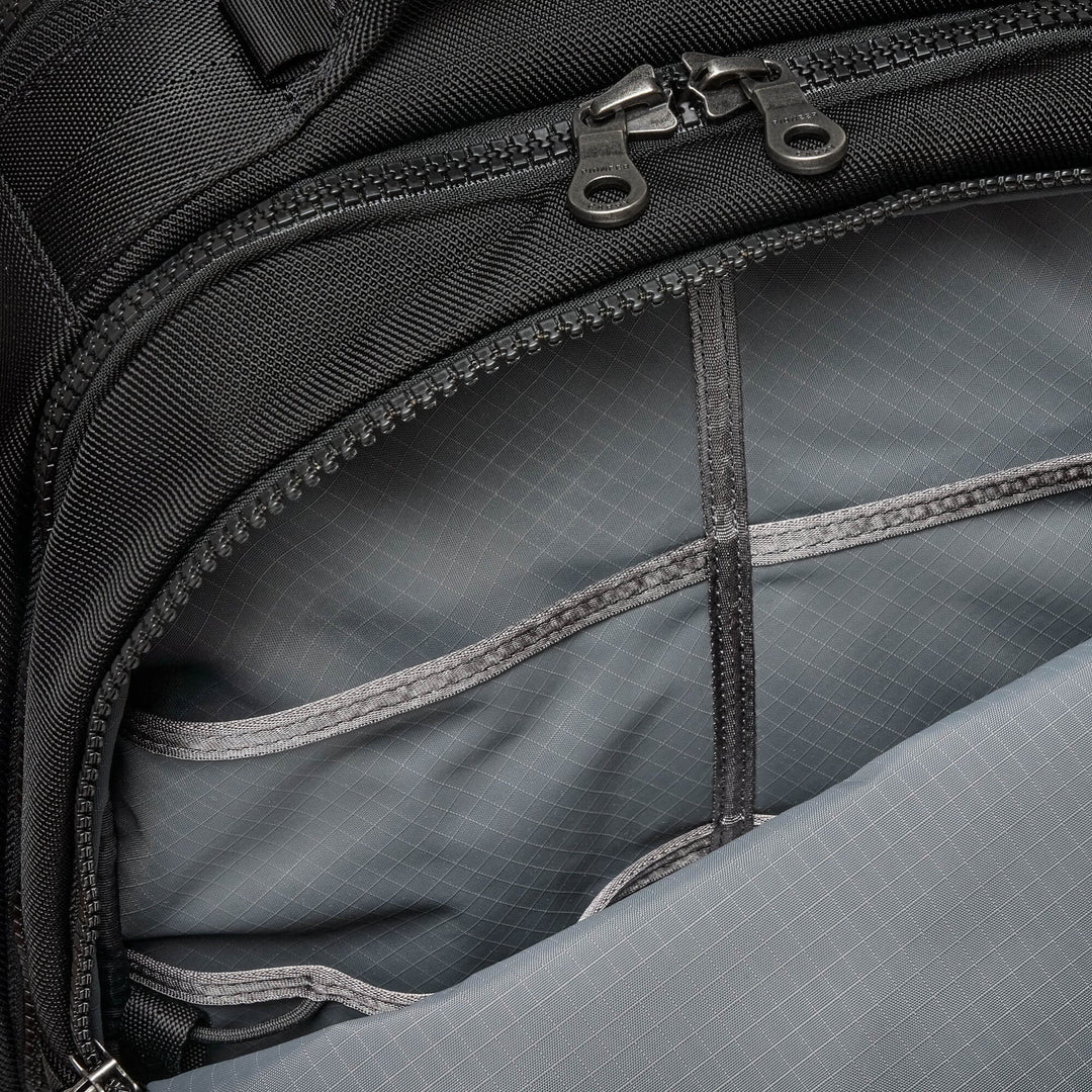 Savant Pack 2.0 Pioneer Carry
