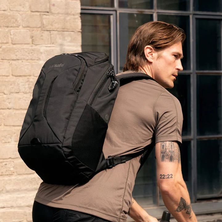 Pacsafe® EXP 28L Anti-Theft Backpack Pacsafe