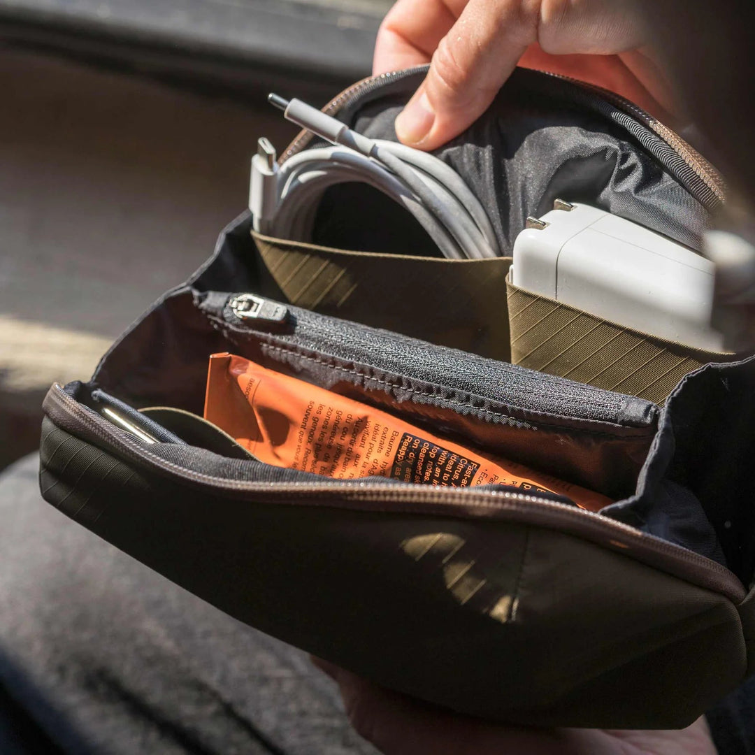 Global Pouch Pioneer Carry