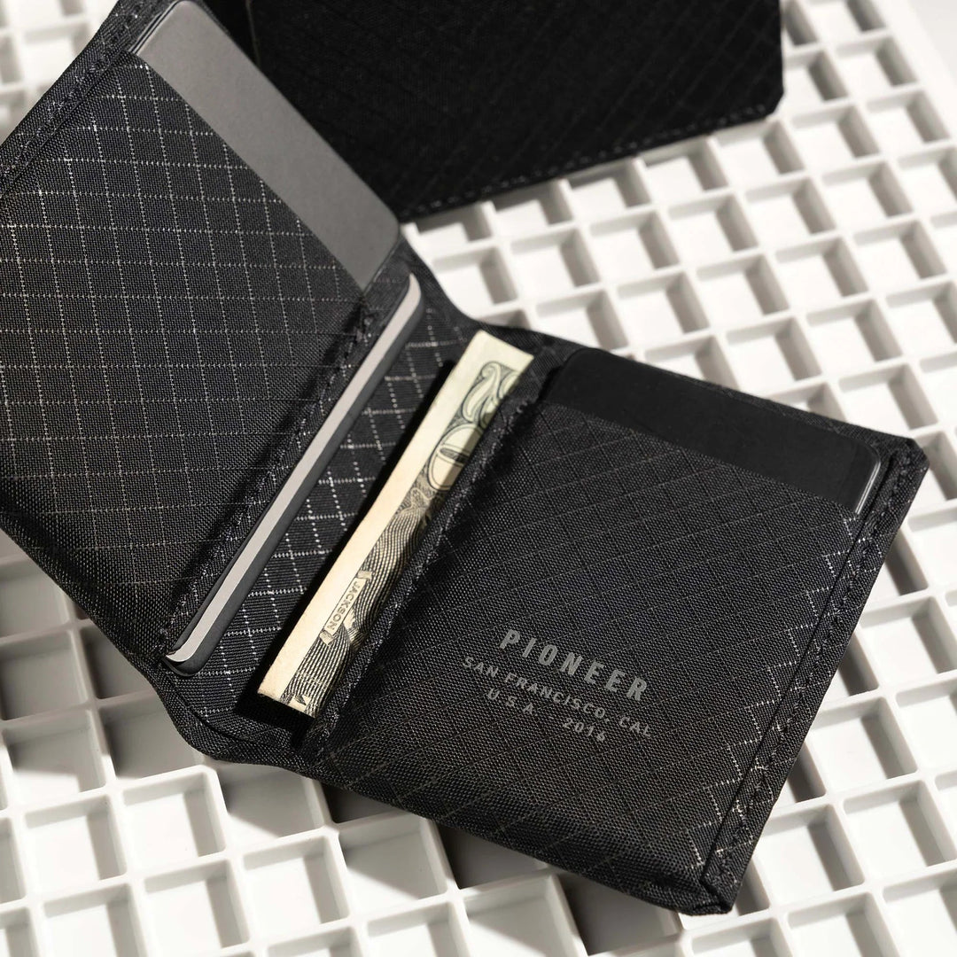 Matter Bifold Pioneer Carry