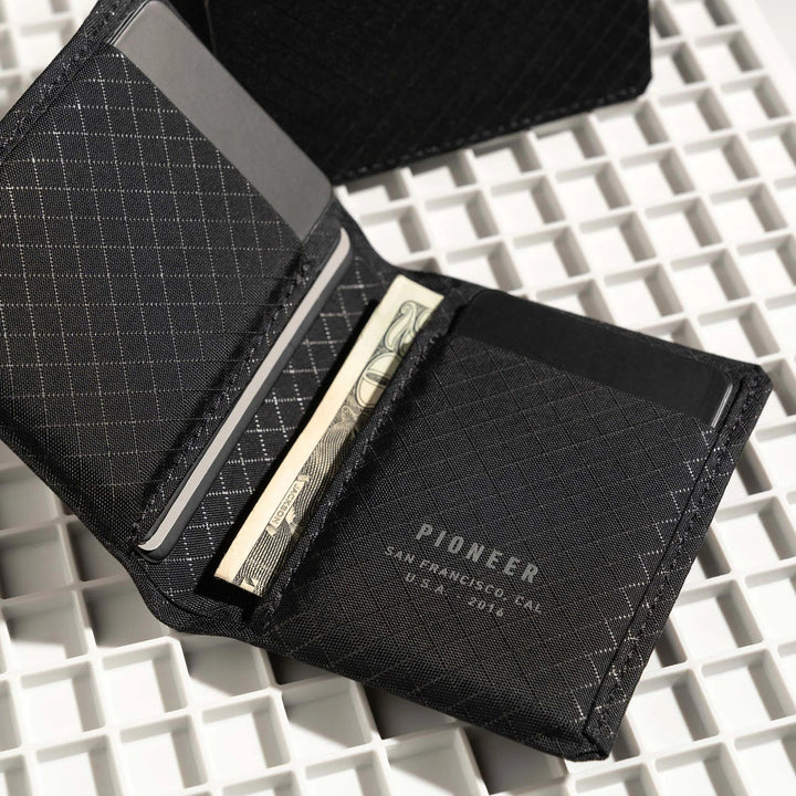 Matter Bifold Pioneer Carry