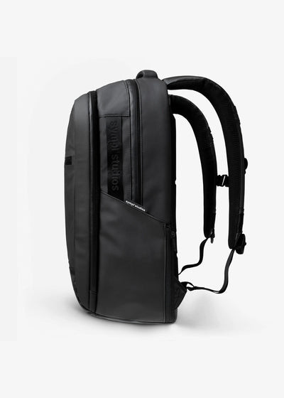 Weekender Backpack 25L 多用途背包