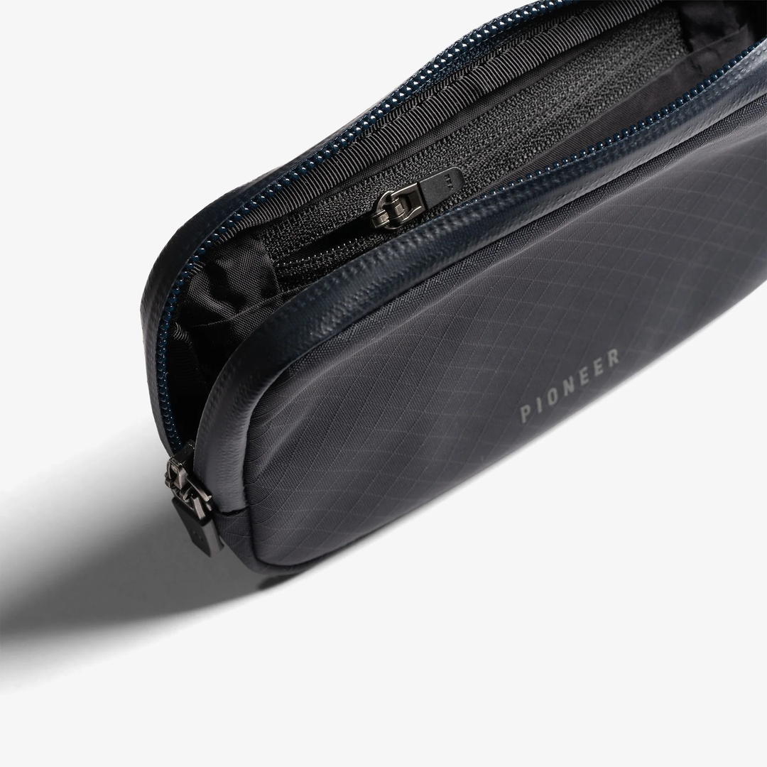 Commuter Zip Wallet Pioneer Carry