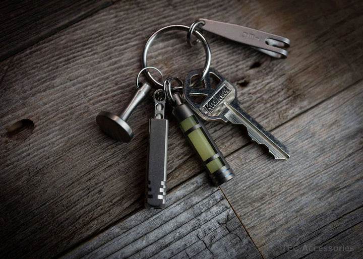 Zip-Ti Titanium Zipper Pull