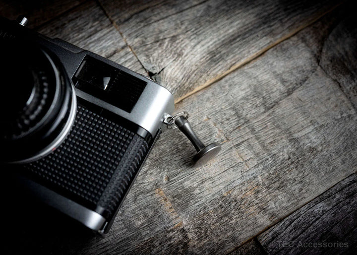 Zip-Ti Titanium Zipper Pull