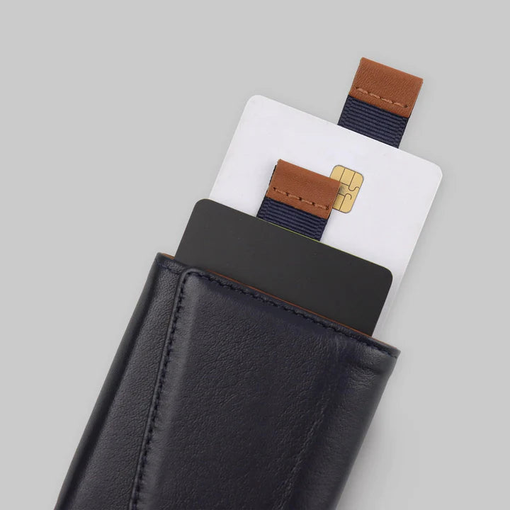 AirTag Ready Speed Wallet The Frenchie Co