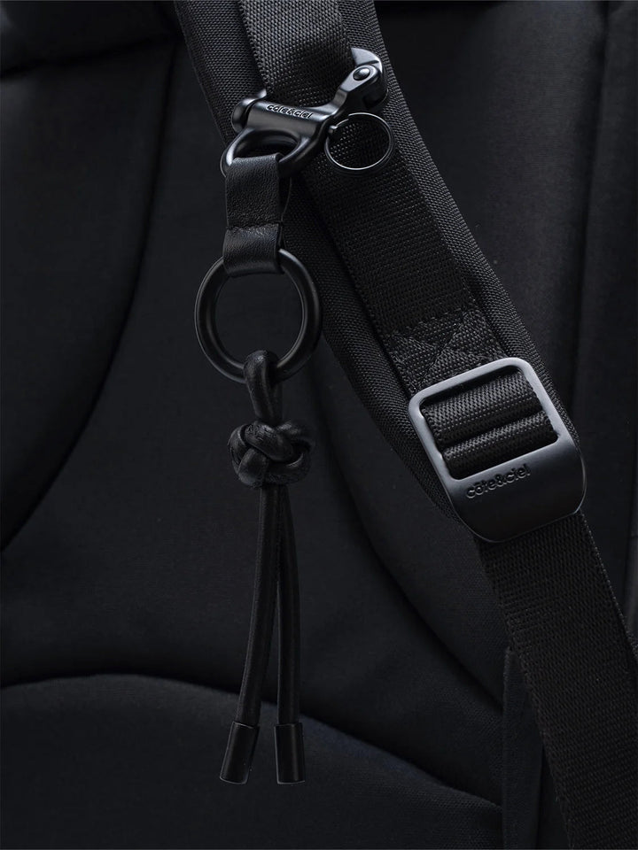 Elvo Carbon Black côte&ciel