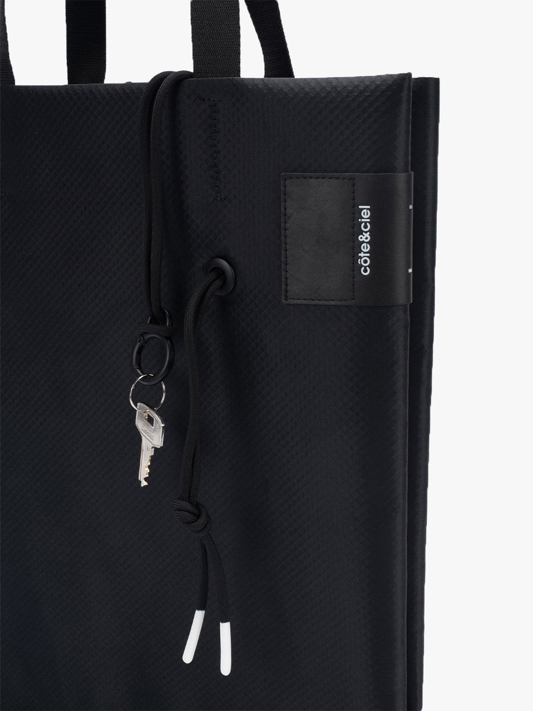 Todd Satellite Black côte&ciel