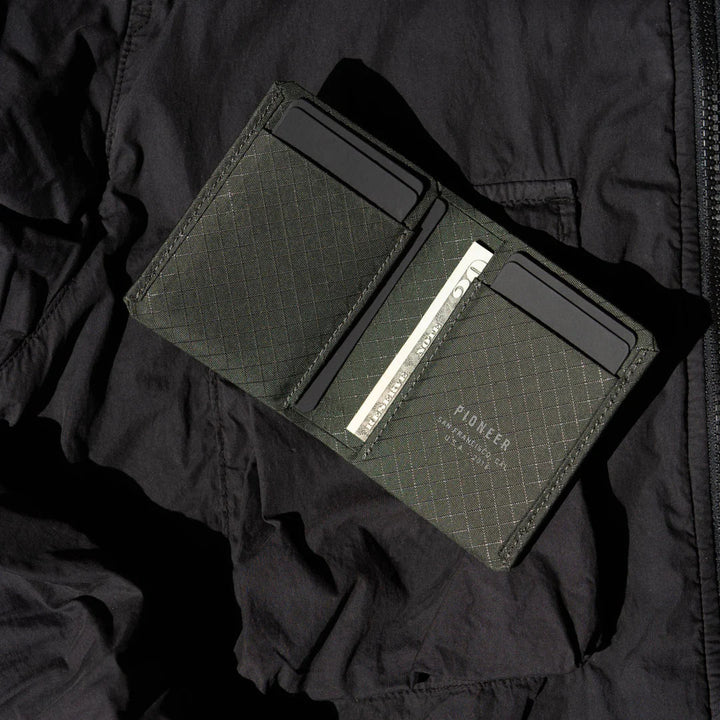 Matter Bifold Pioneer Carry
