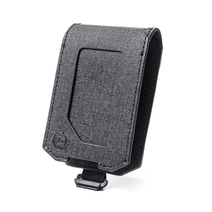 M4 MAVERICK™ BIFOLD POCKETS Dango