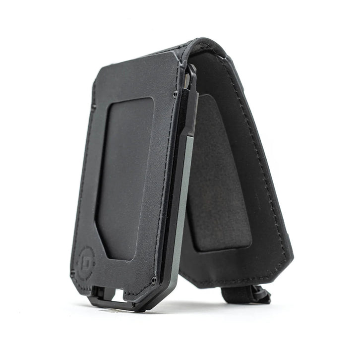 M4 MAVERICK™ BIFOLD POCKETS Dango