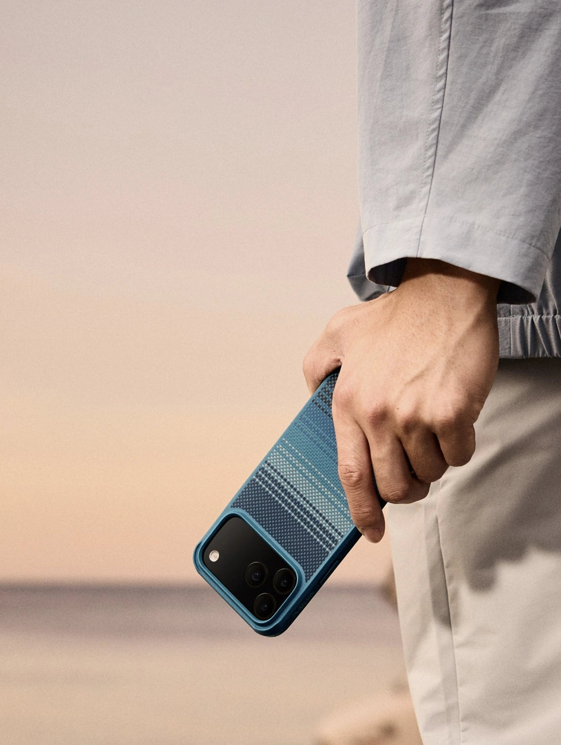 Aramid ProGuard Case iPhone17ProMax用 Aramid ProGuard Case for iPhone 17 Series – FEVERGUY