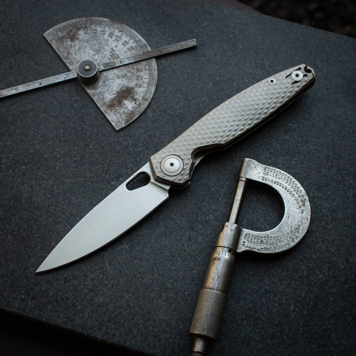 ACE REO - Black & Brass GiantMouse