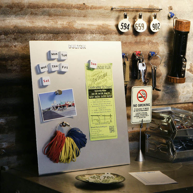 Magnet Stand Sliver DULTON