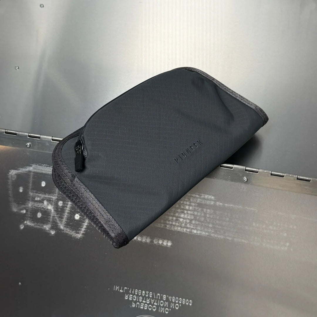 Co Pilot Travel Wallet 2.0 Pioneer Carry