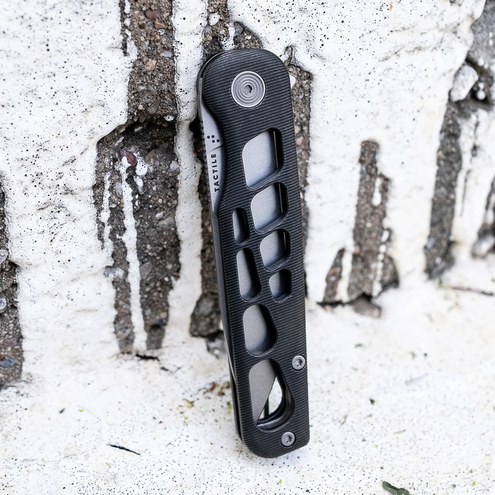Skeletonized Rockwall Flipper Tactile Knife