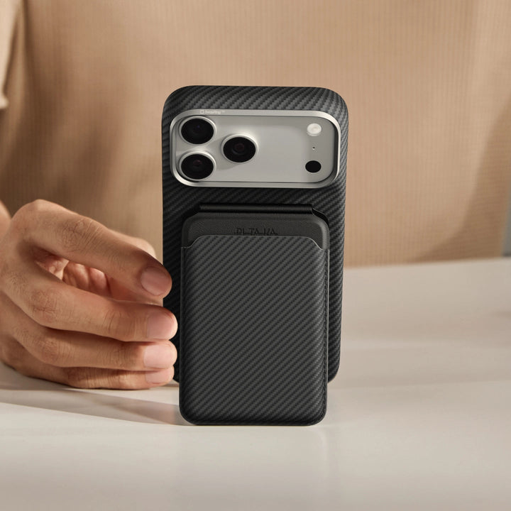 Magnetic Stand Woven Wallet Nomad