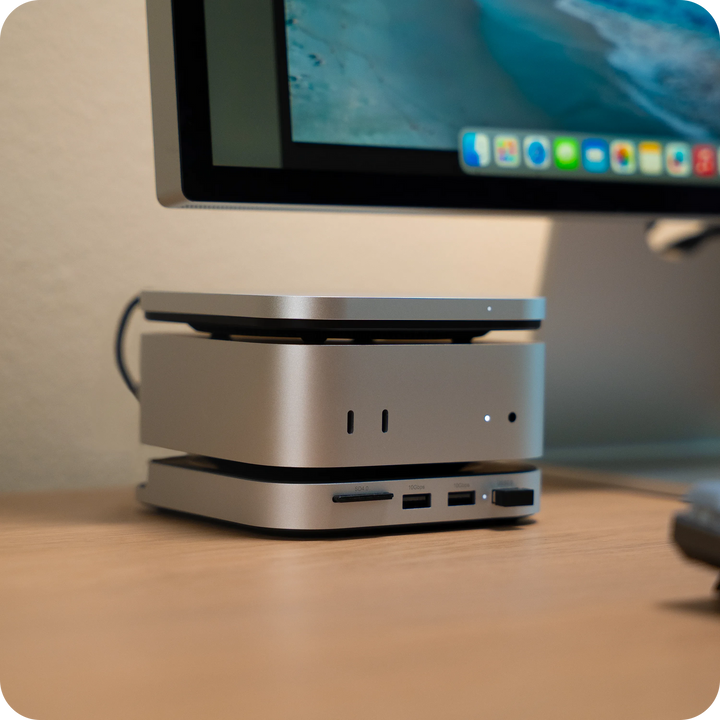 USB4 Slim NVMe SSD Enclosure Satechi