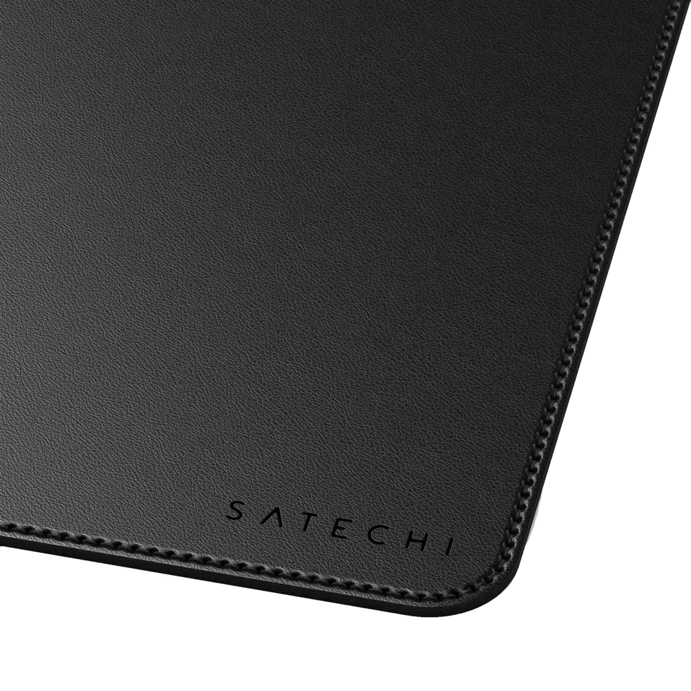 Vegan-Leather Premium Desk Mat Satechi