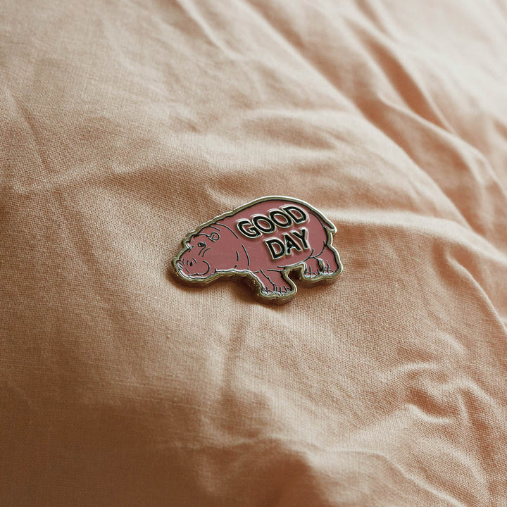 Pins / ANIMAL DULTON