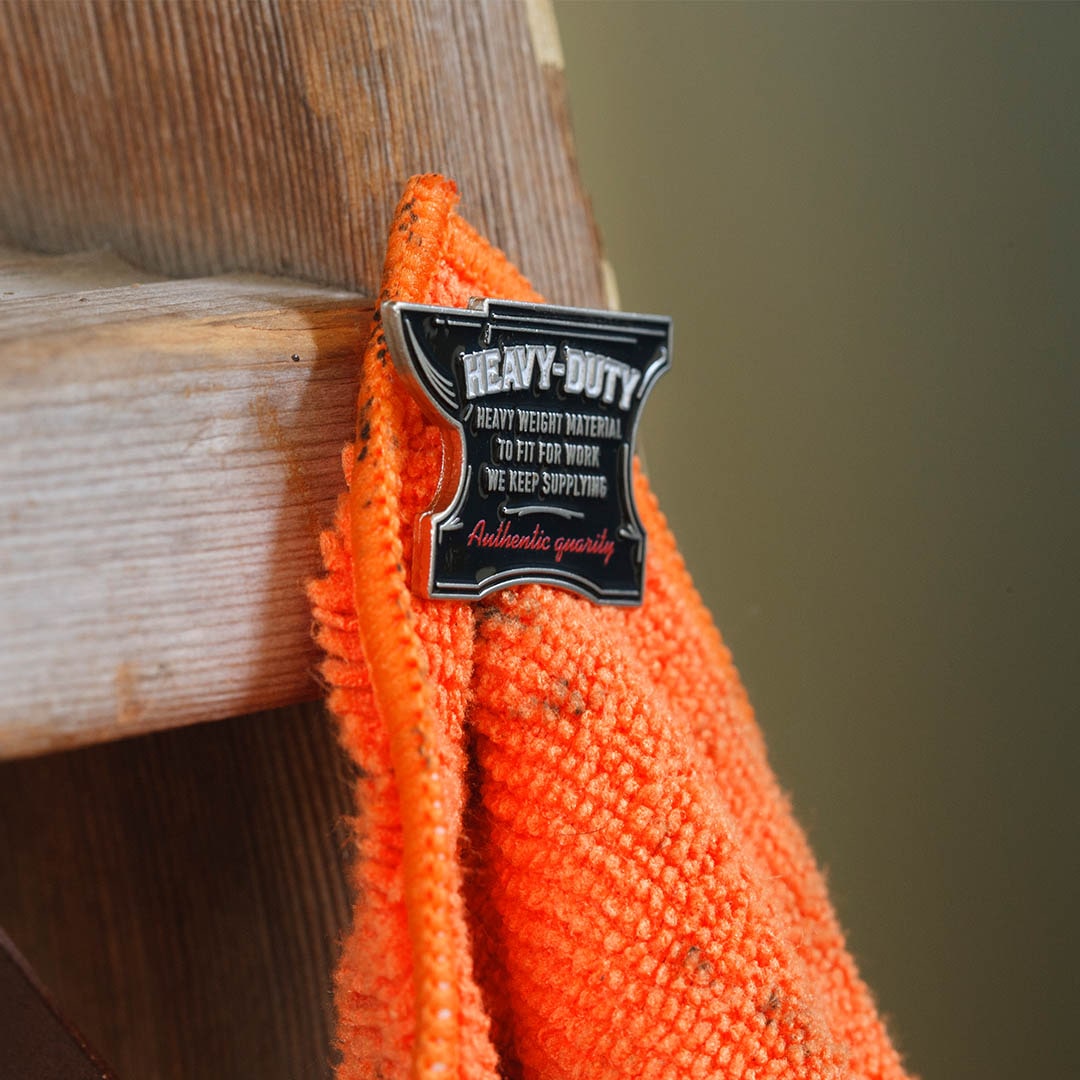 Pins / MESSAGE DULTON