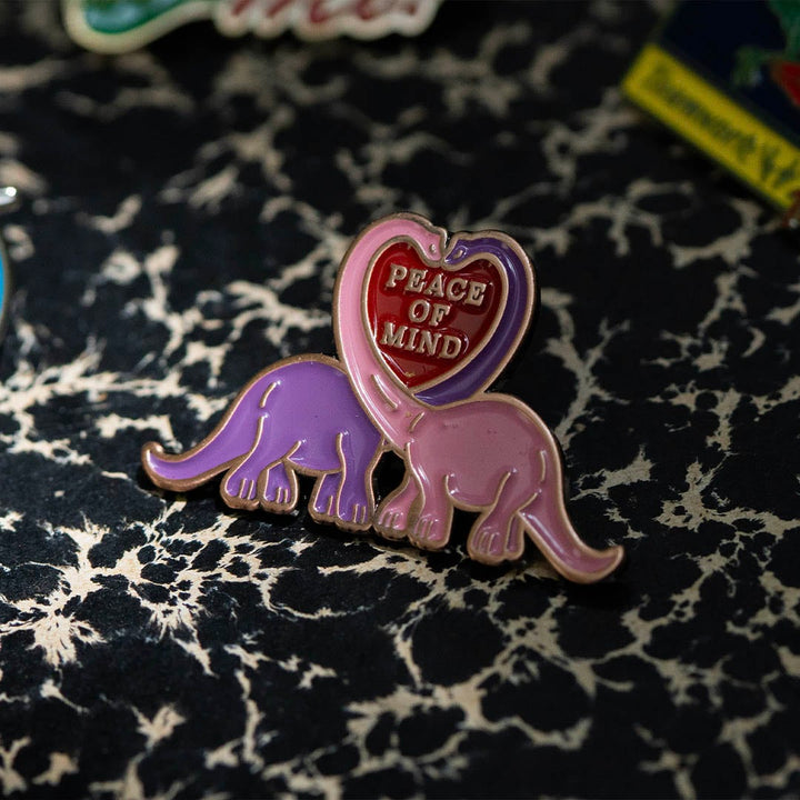 Pins / DINOSAUR DULTON