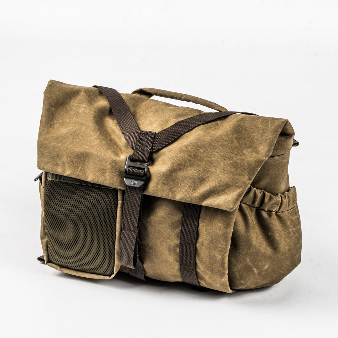 Pilot Travel Camera Bag | 10L - FEVERGUY