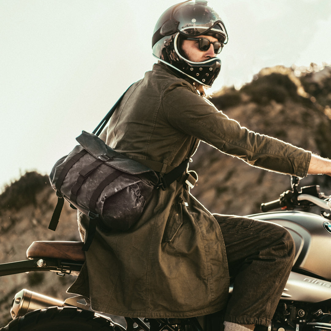 Pilot Travel Camera Bag | 7L Wotancraft