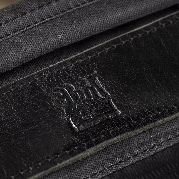 #color_charcoal-black-canvas