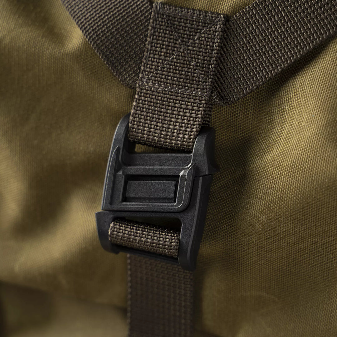 #color_khaki-brown-canvas