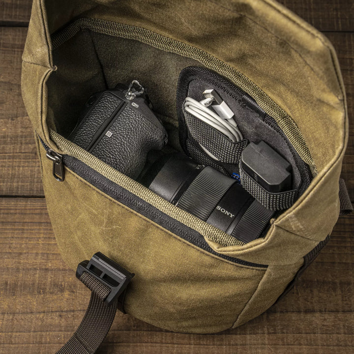 #color_khaki-brown-canvas