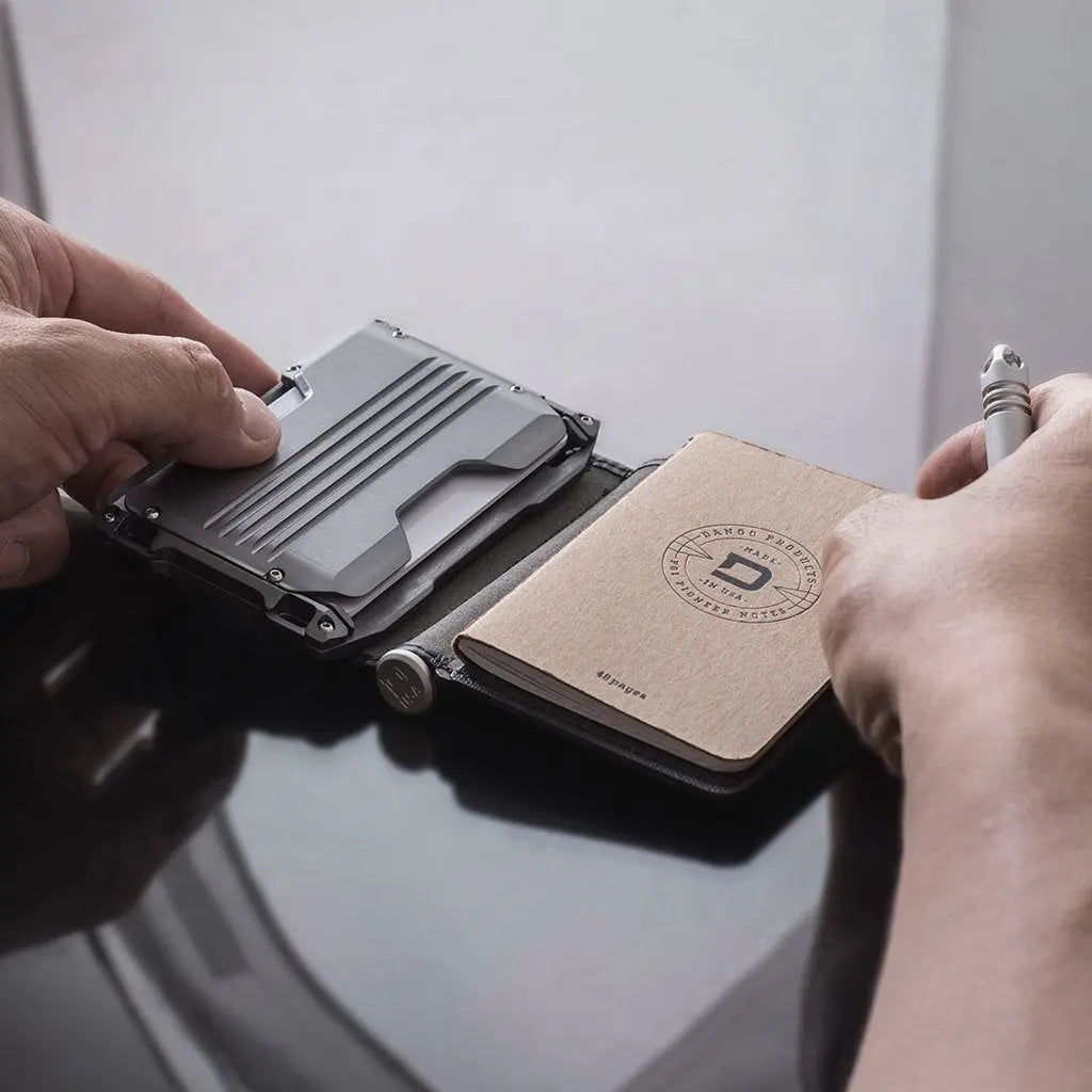 DANGO - A10 Adapt Pen Wallet | Bifold - FEVERGUY