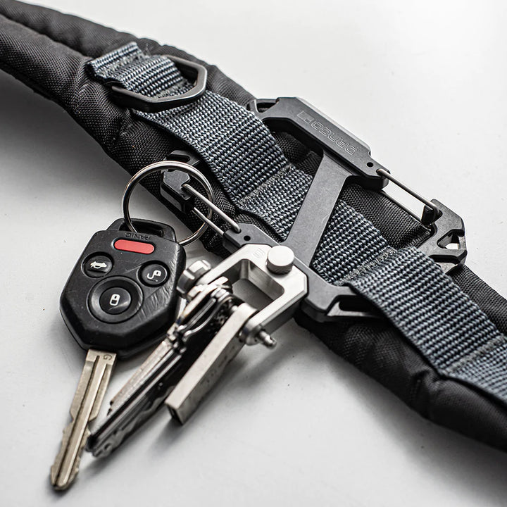 Carabiner XL & Shackle Dango