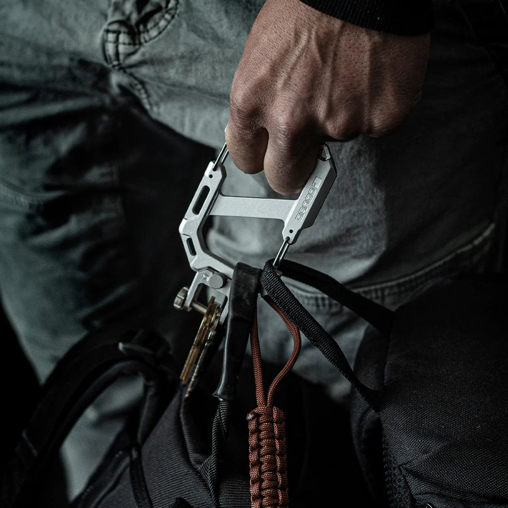 Carabiner XL & Shackle Dango