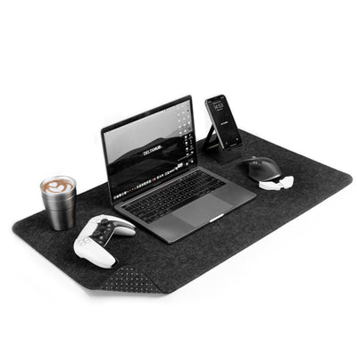 Deltahub - Minimalistic Felt Desk Pad